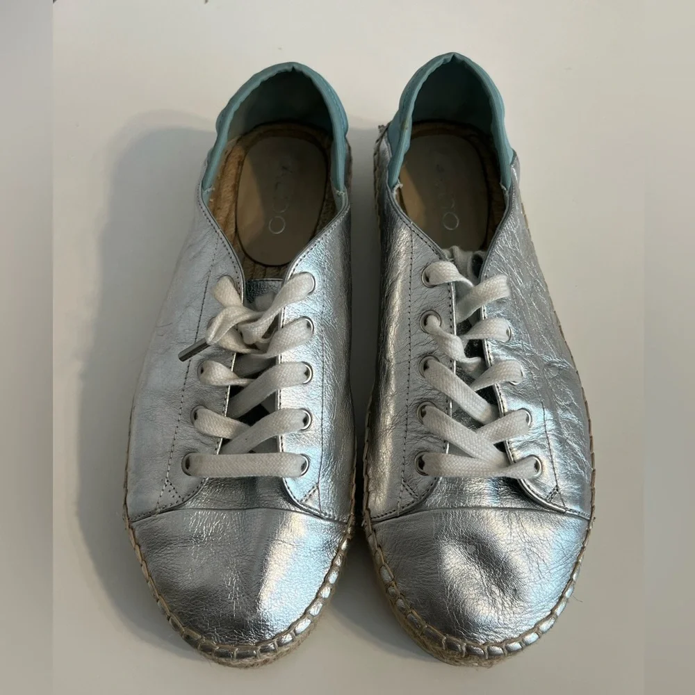 Aldo’s Women’s Platform Espadrille Silver Metallic‎ Sneakers Lace Up Shoes 8.5